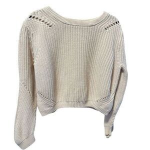EUC Divided H&M Women’s Cream Crop Cable Knit Crew Neck Sweater - Size Large